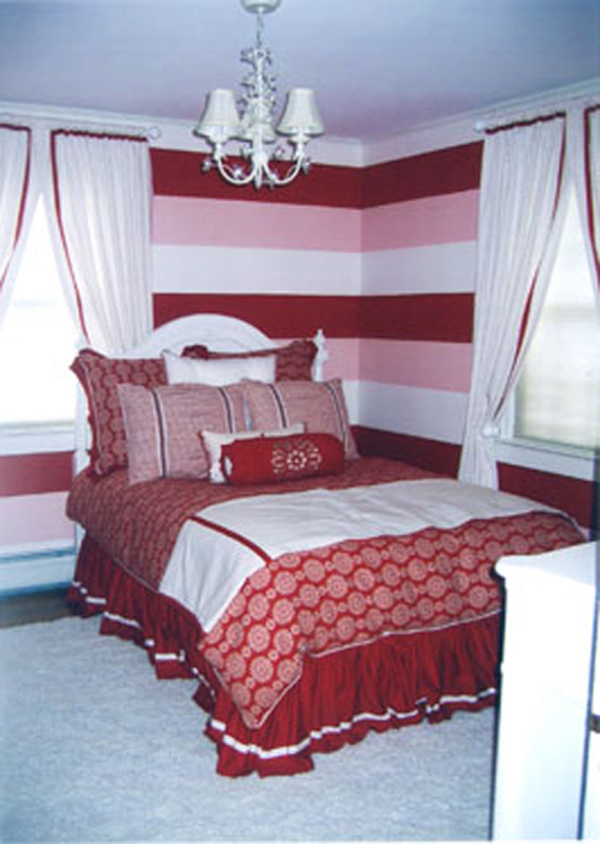 Wide Horizontal Red Pink and White Stripes